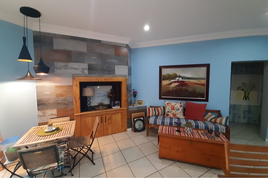 To Let 1 Bedroom Property for Rent in Country Club Western Cape